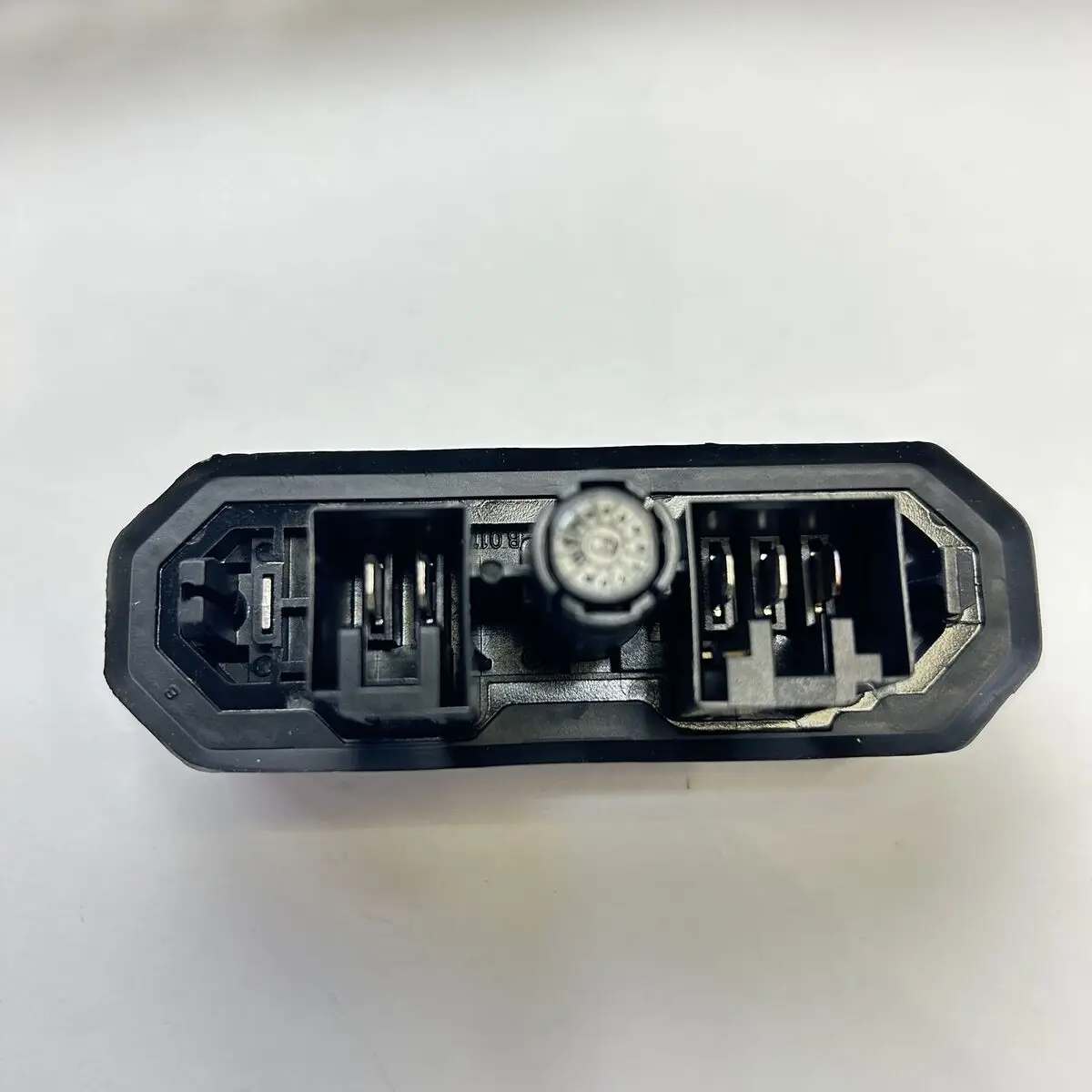 Recensione e Valutazione del Contatto per Porta Laterale Destra 46803272 per Fiat Doblo 2001-2010