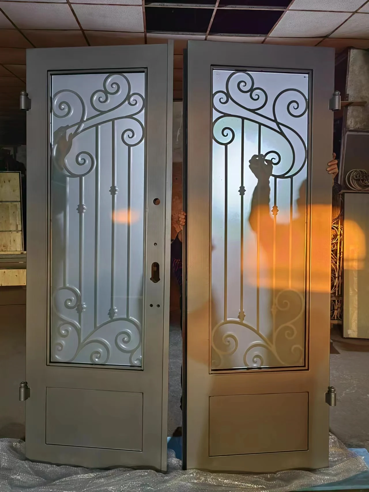 

Hench Fluorocarbon Paint Wrought Iron Double Front Entry French Door Design China Manufacturers Suppliers