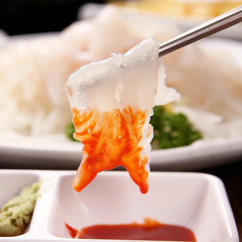 شريحة مستديرة لساق السندو المنزلية ، نمر نيء شرائح ، سمك سمكة سيكوشي نيئة ، في يوم العمل ، * * g