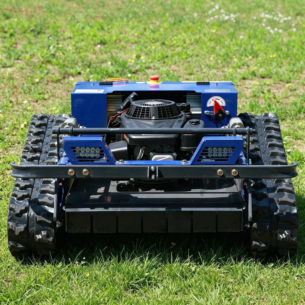 This remote-controlled lawnmower features an adjustable mowing width of approximately 55cm and a mowing height of 2-15cm, saving manpower and labor costs for worry-free lawn mowing.