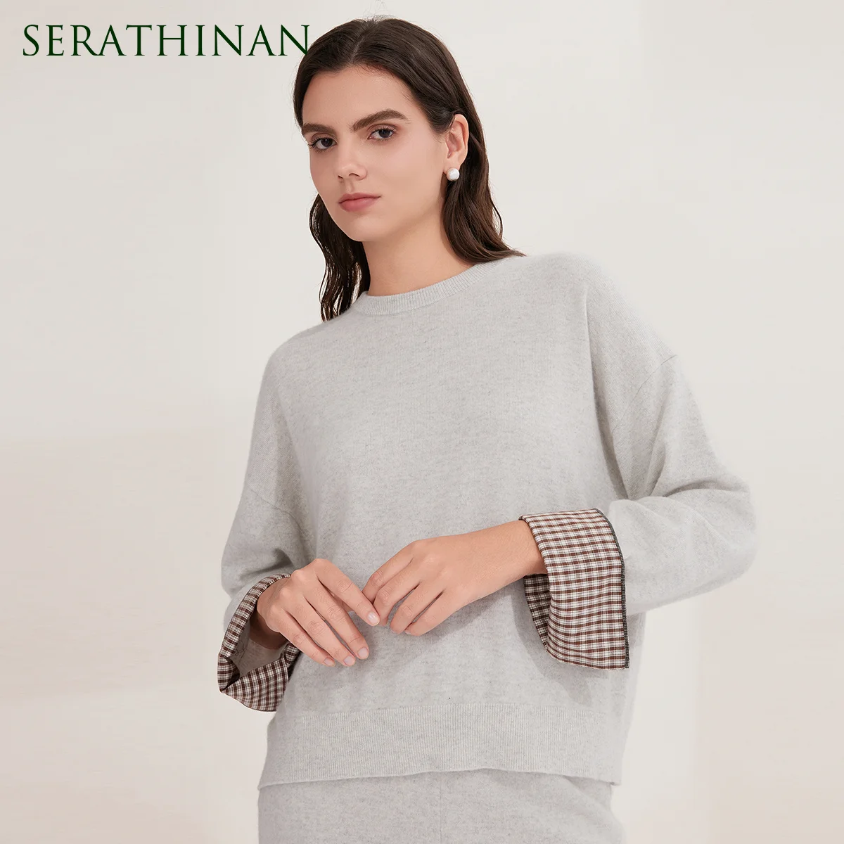 BY4521267 100% Cashmere Women's Slouchy Sweater Chain Trimmed Contrast Cotton Cuffs Crewneck Pullover Top Chic Elegant Autumn
