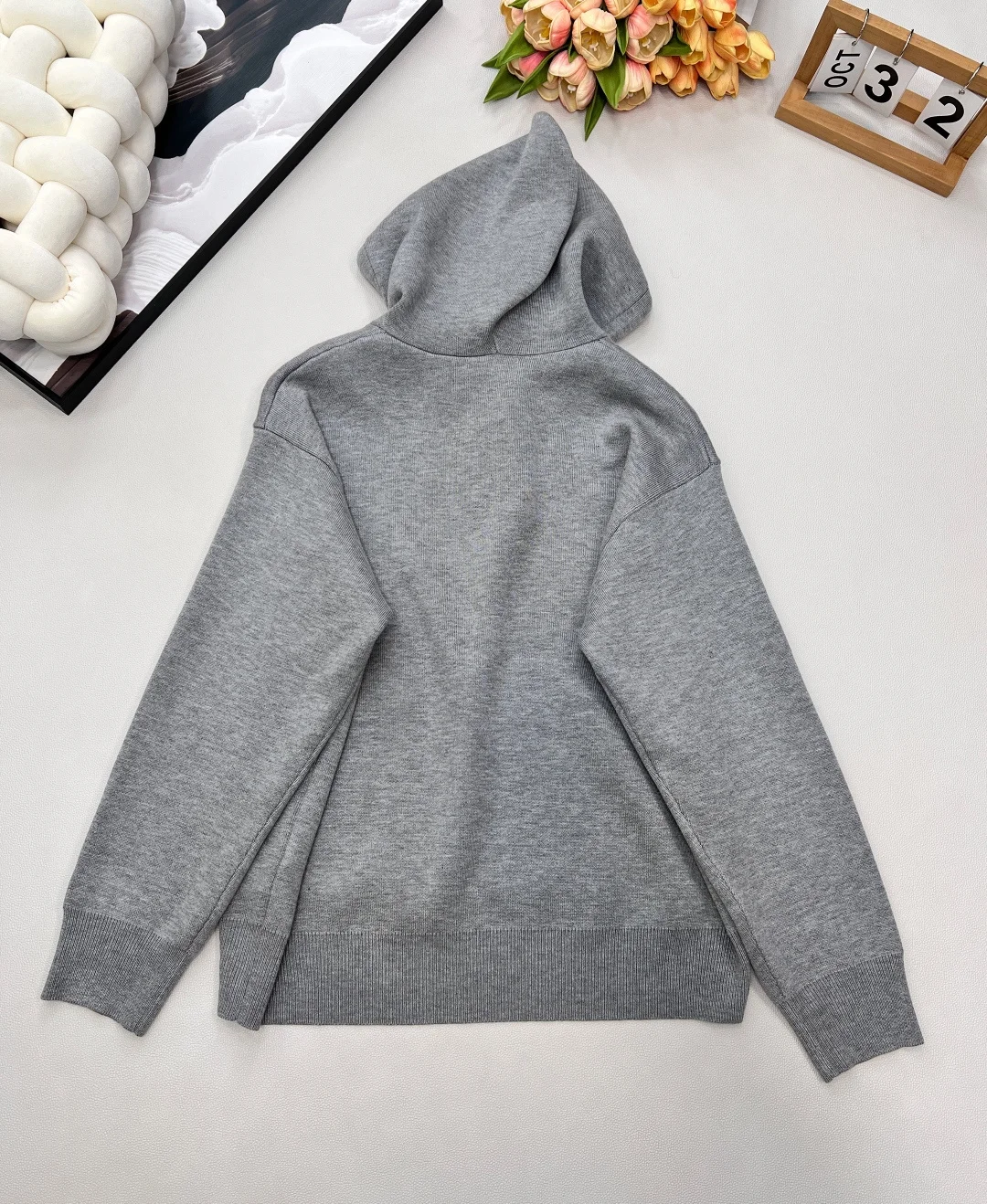 Nuevo Suéter de punto con capucha y flores con gancho bordado de letras a la moda de alta calidad para mujer