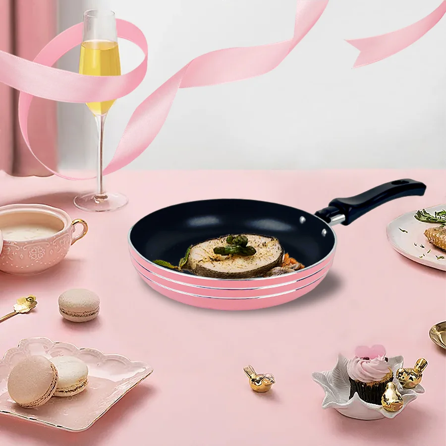 Mini poêle rose mignonne de 6.4 pouces, poêles à frire antiadhésives pour omelette aux œufs, facile à nettoyer, ustensiles de cuisine pour petit déjeuner à la maison pour cuisinière à gaz