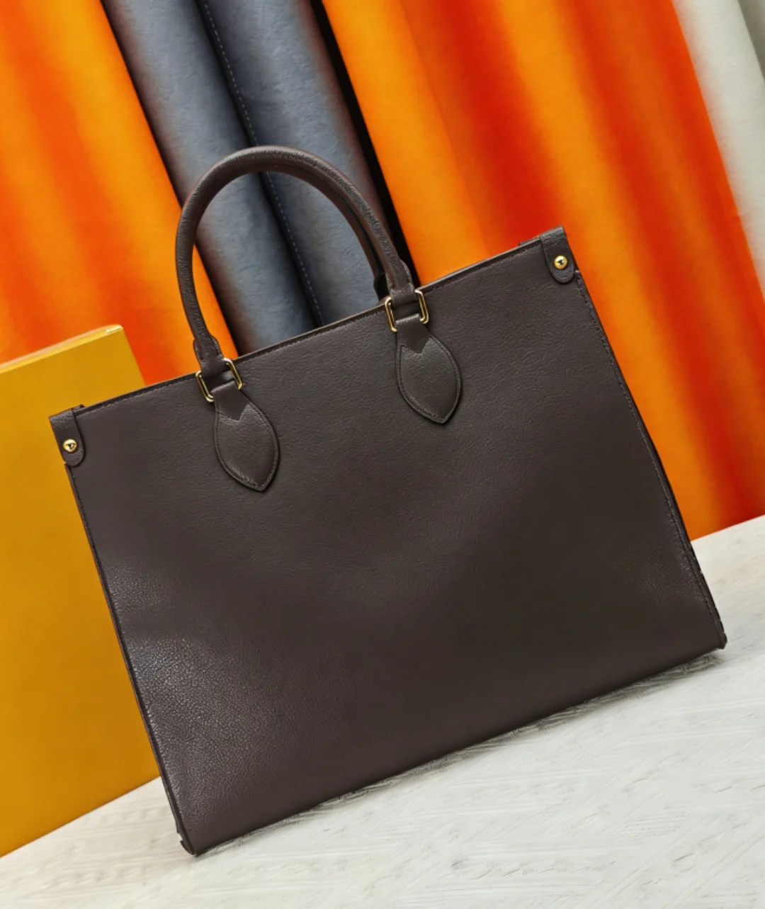 

2026 New Women’s Handbag Minimalist Classic Large Capacity Practical Must Have for Daily Commute 35X27cm ZX2608