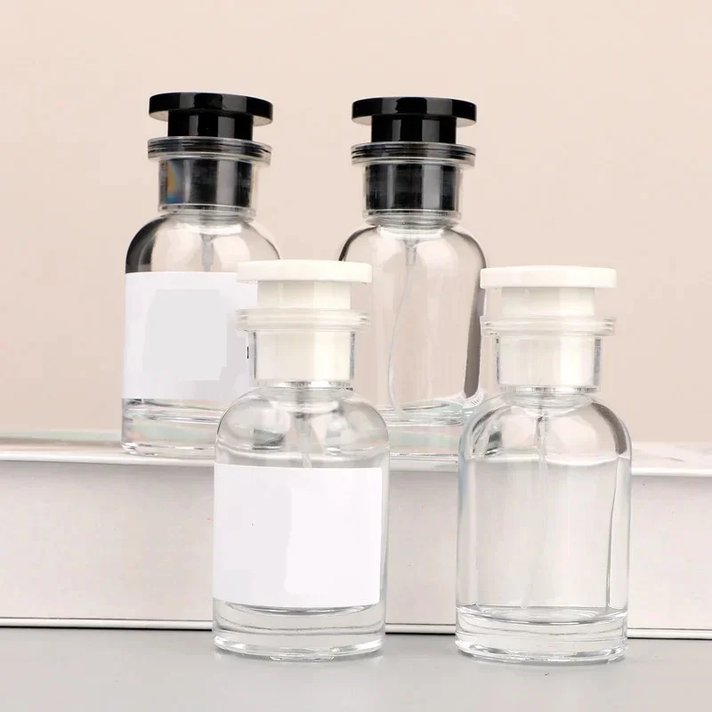 Atomiseur de parfum pour voyage, vaporisateur de parfum, distributeur de cologne clair, pulvérisateur en verre portable pour toner, cosmétiques, 30ml, 50ml