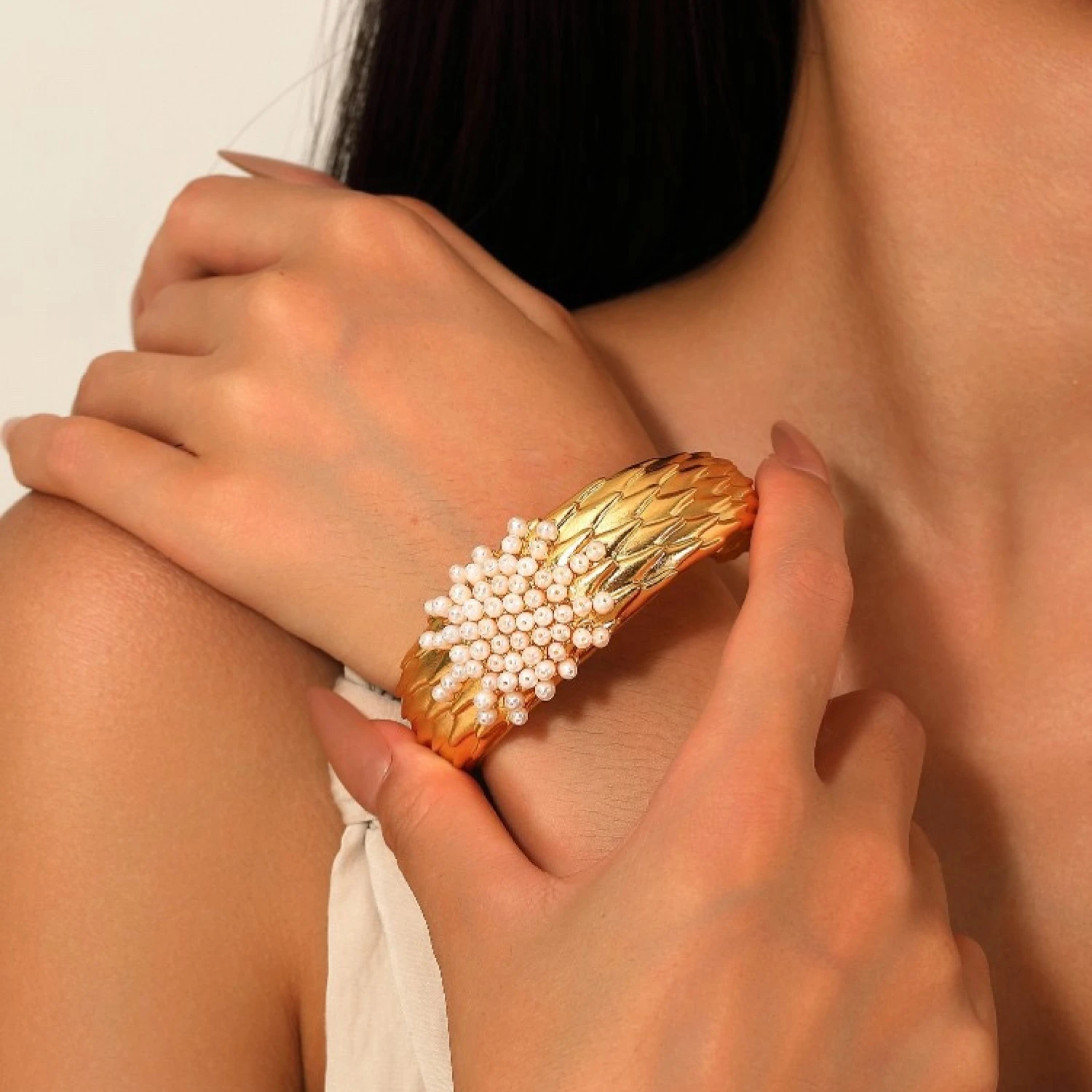 

YAJUNIEL 24K Real Gold Plated Natural Freshwater Pearls Open Cuff Bangle for Women Floral Wing Texture Bracelet Jewelry Gifts