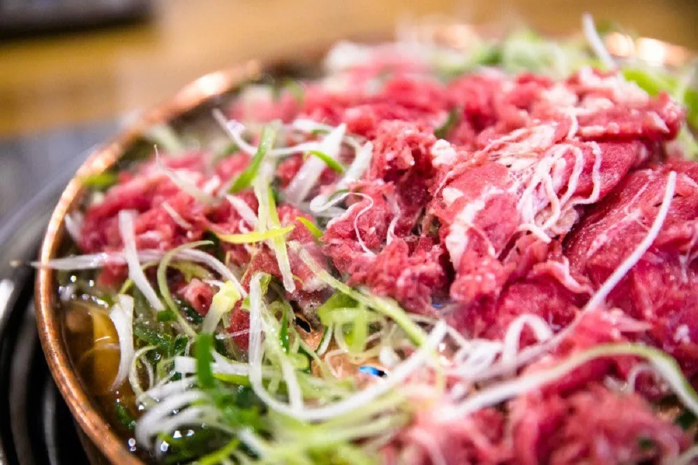 한우투뿔 1++ 짜투리  1kg(불고기&국거리용)