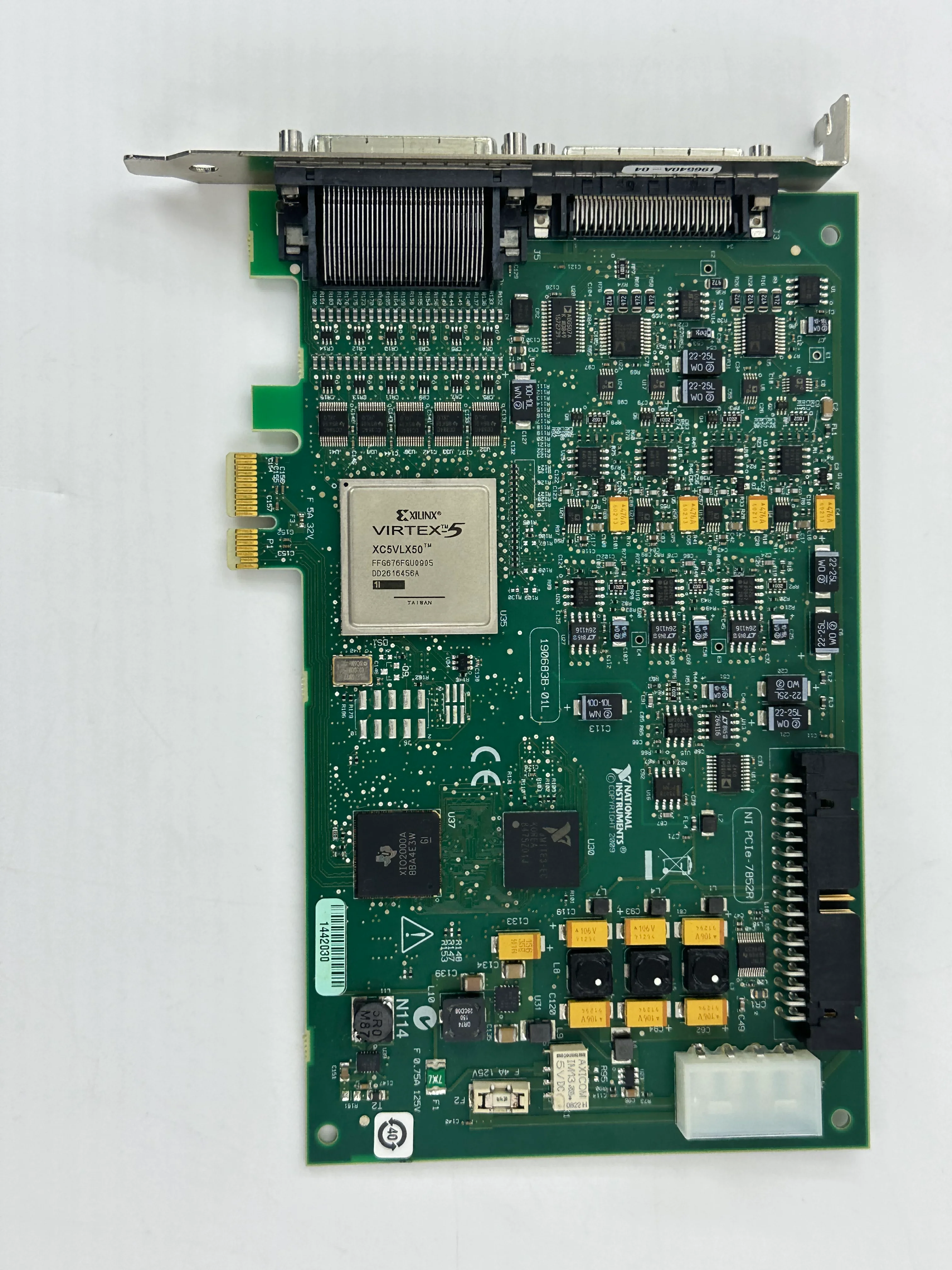 National Instruments NI PCIE-7852R Data Acquisition Card PN:781103-01