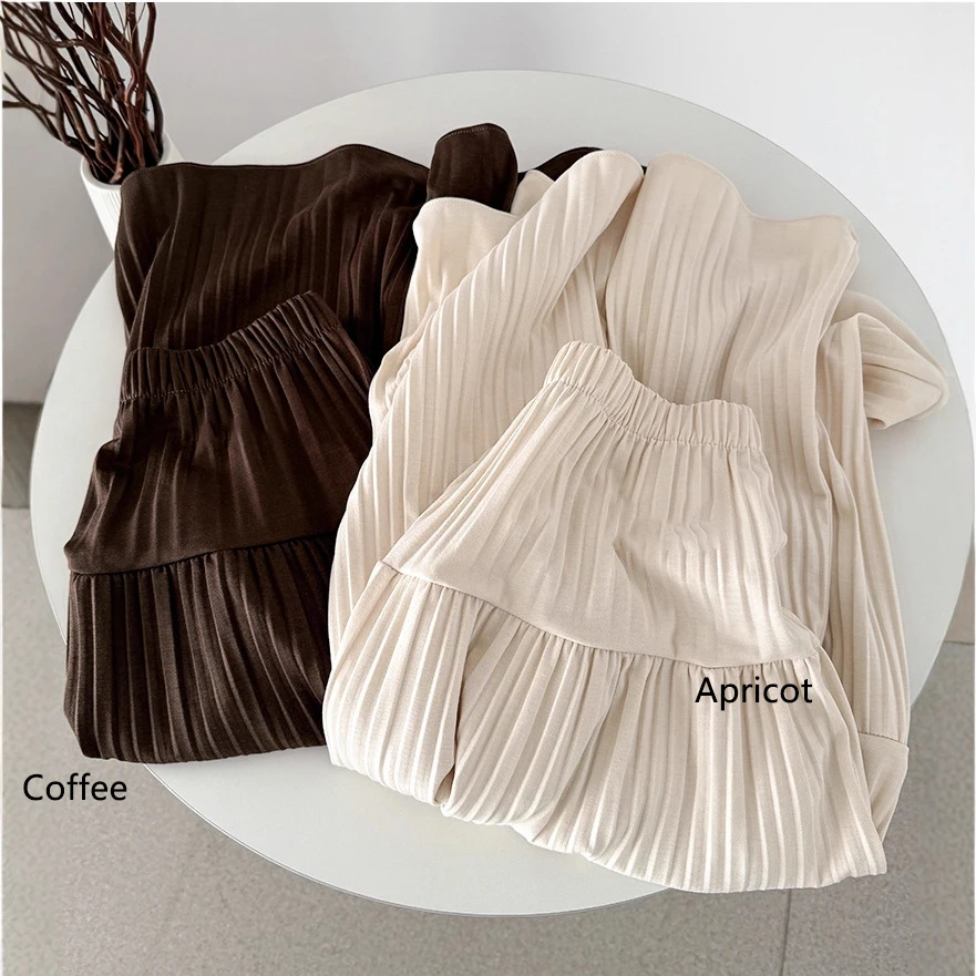 

2025 New Korean Simple Versatile Pleated Skirt Women Autumn Winter A-line Casual Velvet Soft Half Body Skirts Female Clothing