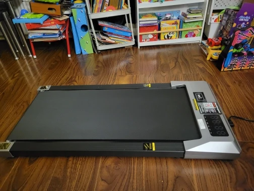 Superun 2in1 Walking Pad Treadmill Portable for Home&Office Under Desk 15.35*31.5in Belt Treadmill with Max 250lbs Quiet 45dB Treadmill photo review