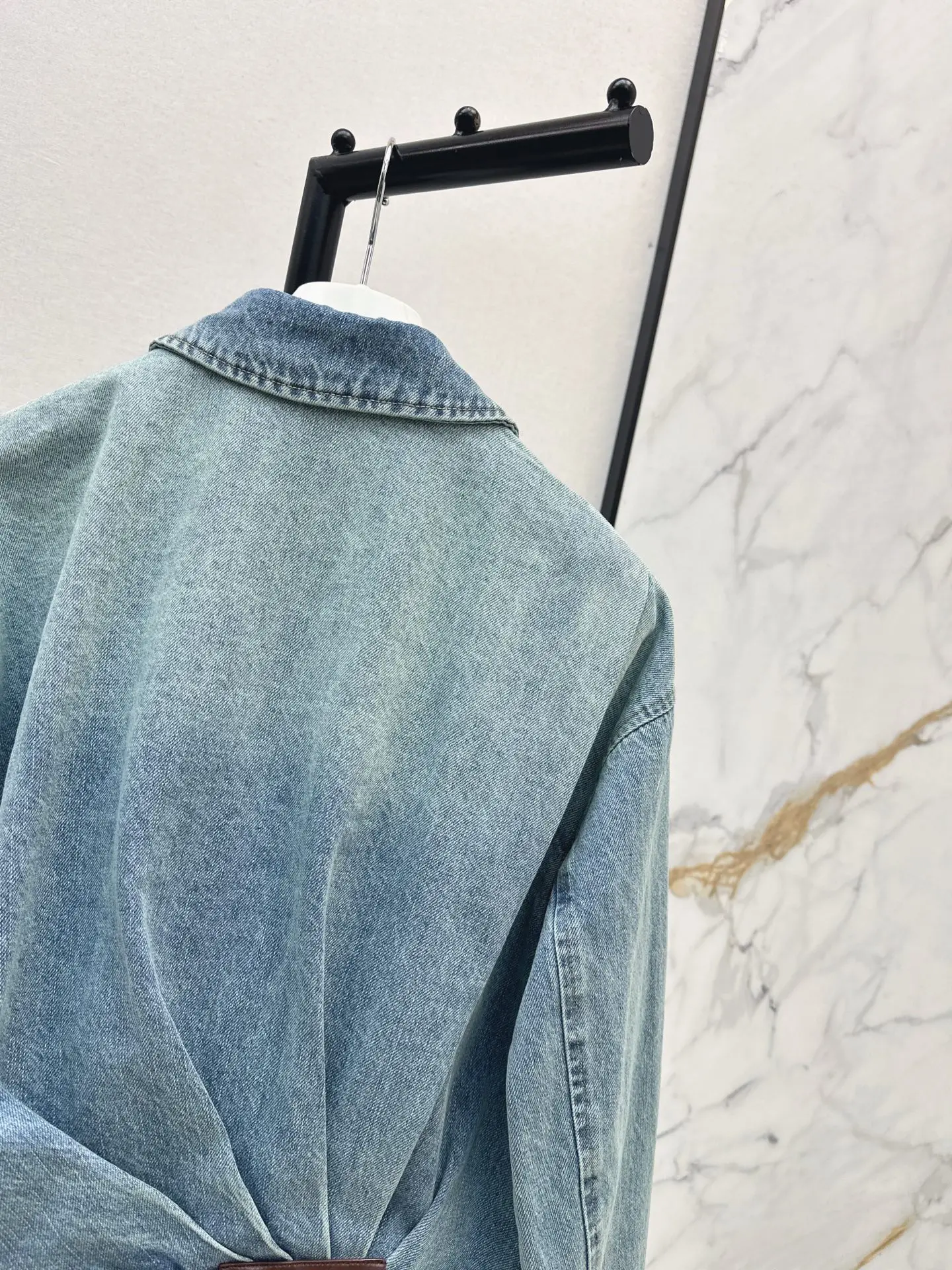 

Women's new fashionable denim jacket, twill denim cotton texture retro zipper jacket