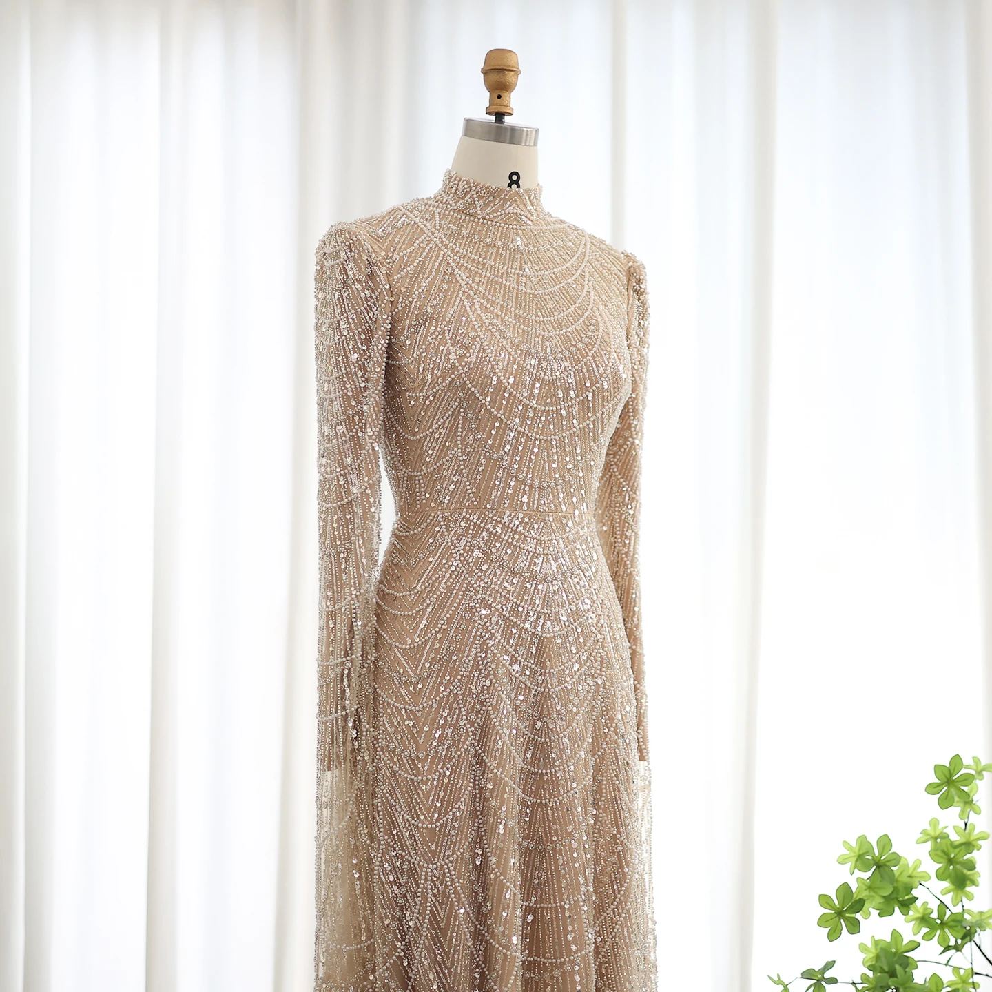 Sharon Said Luxuriöse Dubai Salbeigrüne Muslimische Abendkleider mit Cape-Ärmeln und Hohem Kragen für Arabische Hochzeitsfeier SS630 Maßanfertigung – Detail 7