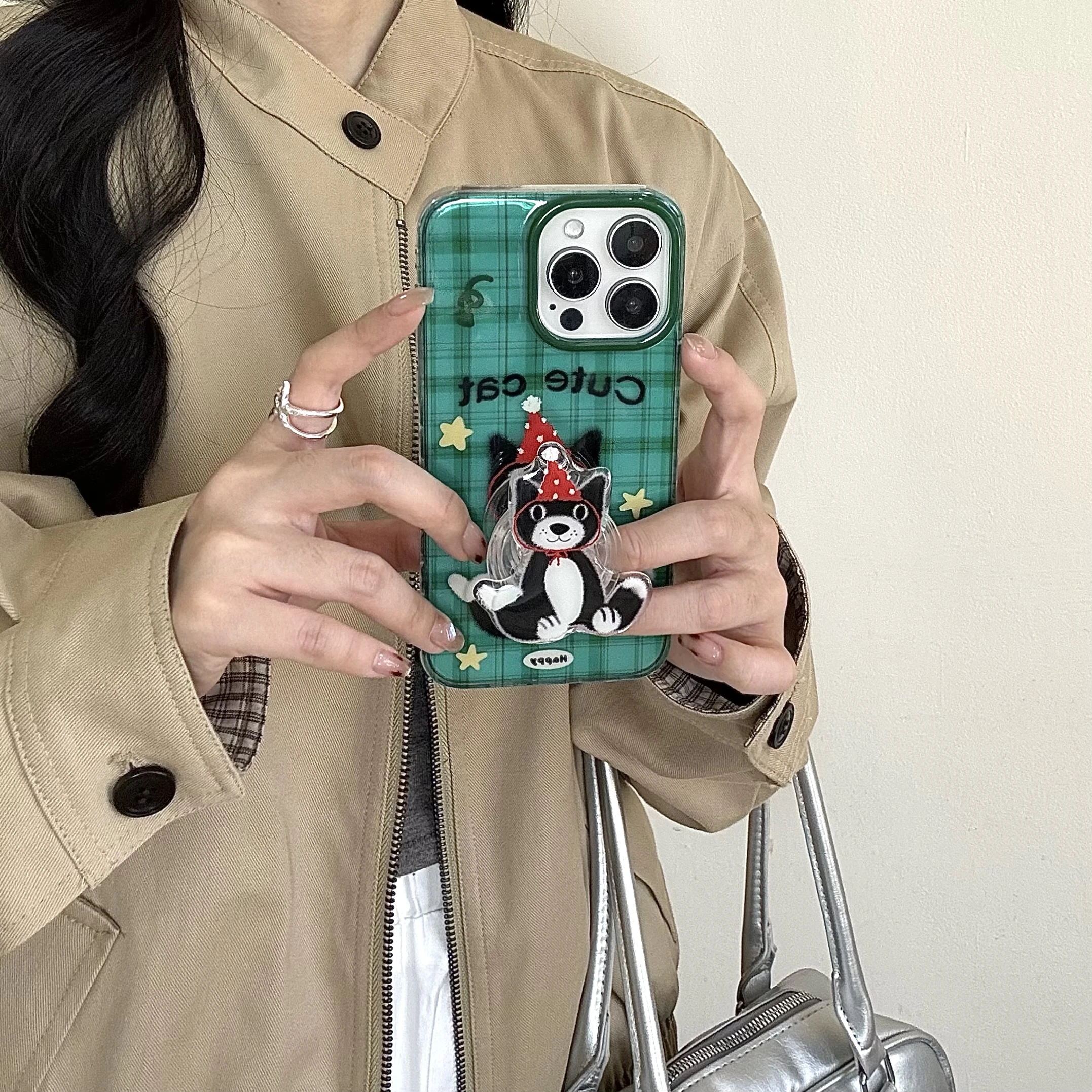 قطة سوداء منقوشة جديدة هالو كيتي مع دعامة مغناطيسية FRO، مناسبة لهاتف iPhone 17 13، 14، 15، 16 Pro Max المضاد للسقوط