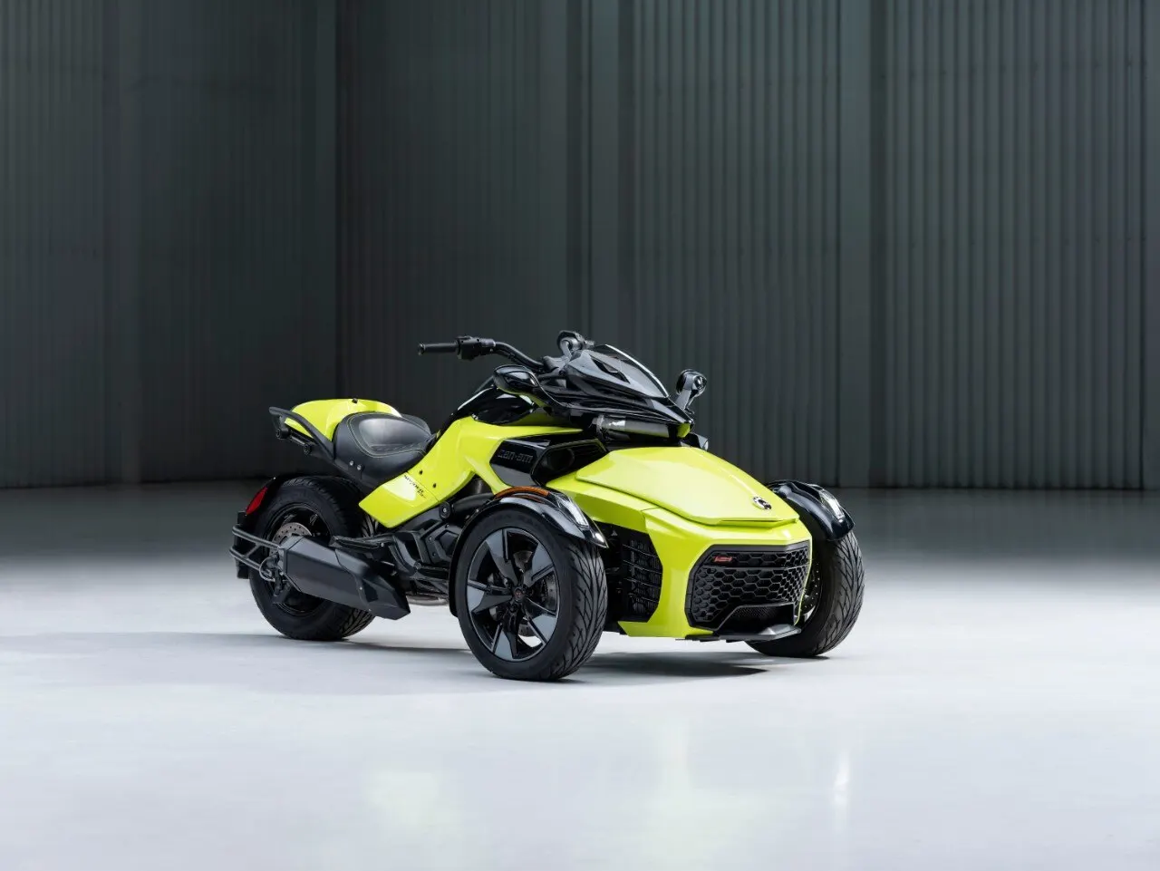 brand new SPYDER F3 f3-s special series se6 3-wheel