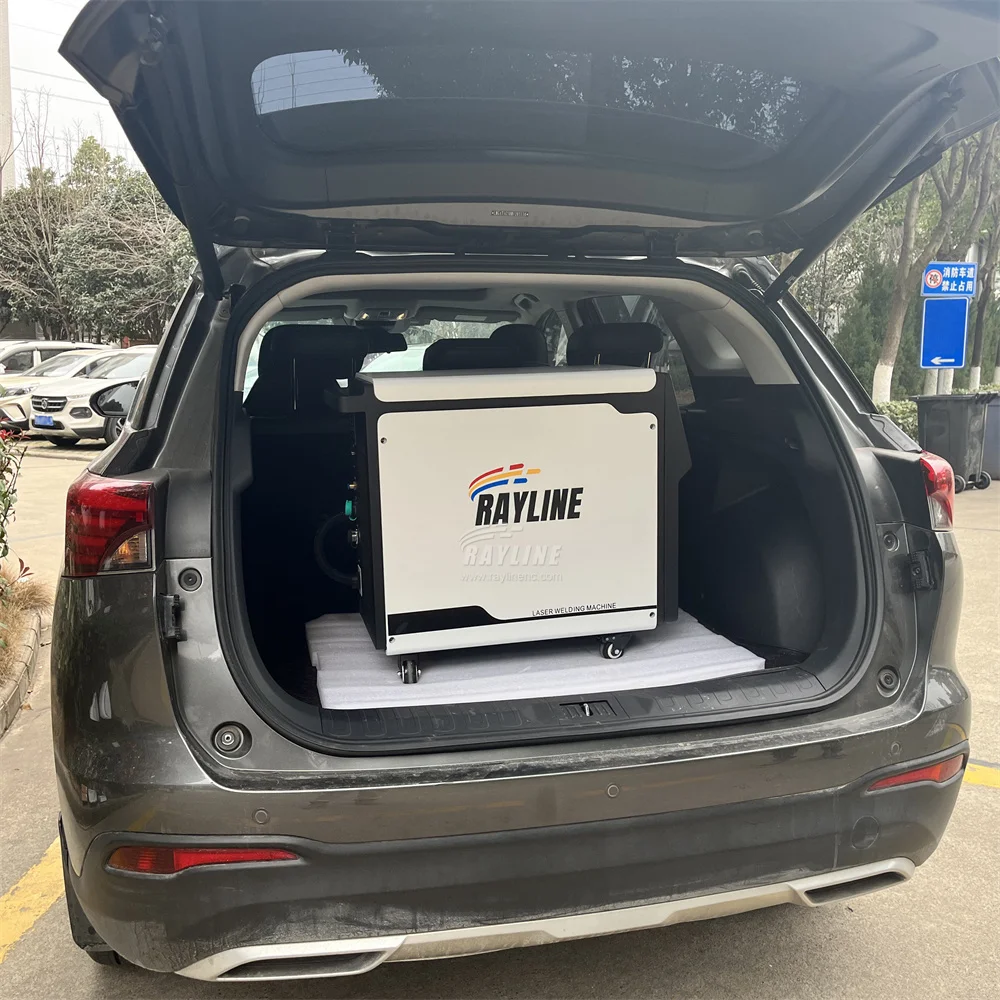 يده 3 في 1 1500 واط آلة لحام ألياف الليزر شهادة CE نظام تبريد الهواء Raycus Max BTW قطع تنظيف لحام المعادن #6