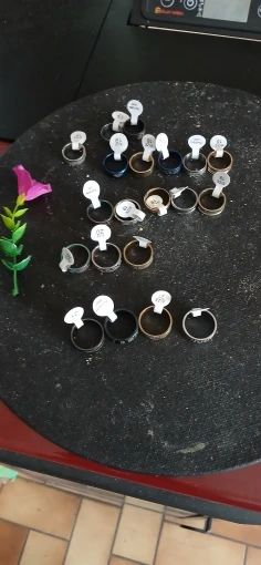 20Pcs/Lot Fashion Heart Stripe Stainless Steel Love Rings For Men Women Mix Style Party Gifts Jewelry Accessories photo review