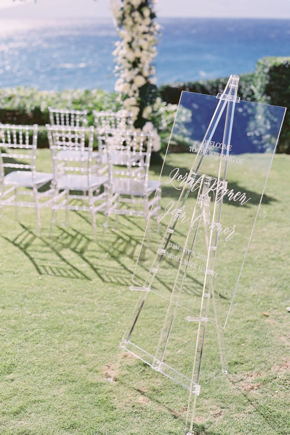 4 Pcs or 100pcs Transparent Detachable Wedding Resin CHIAVARI  Chair Chiavari for Outdoor Moment Party Gathering in Hotel House