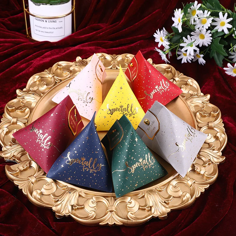 50Pcs Gold Foiling Wedding Dragees Box Colorful Cardboard Chocolate Gift Boxes for Guests Christmas XMAS Festival Party Supplies