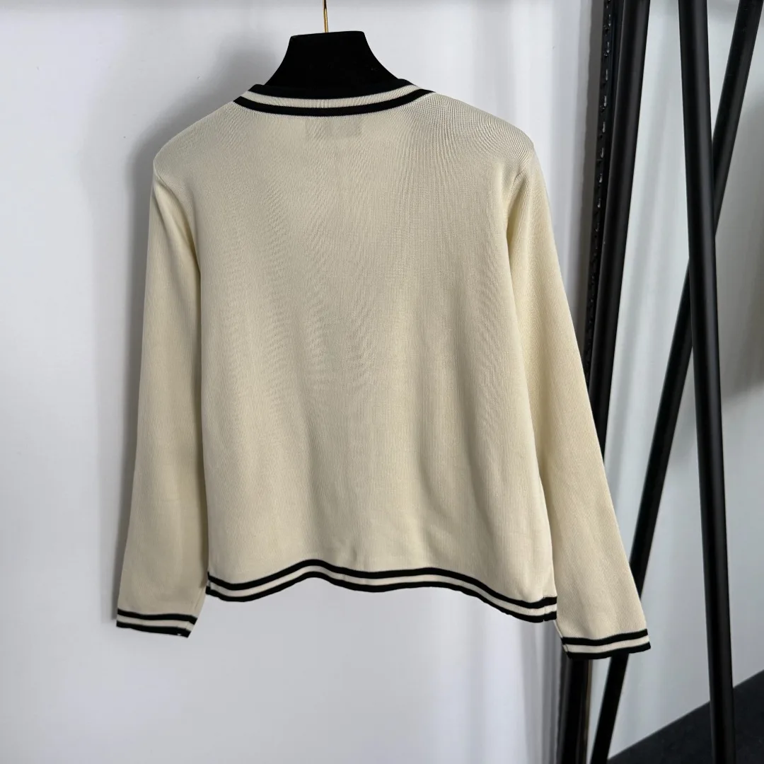 

New Three-Piece Suit Contrast Color V-neck Long Sleeve Knitted Cardigan Jacket Plus Vest Plus Trousers