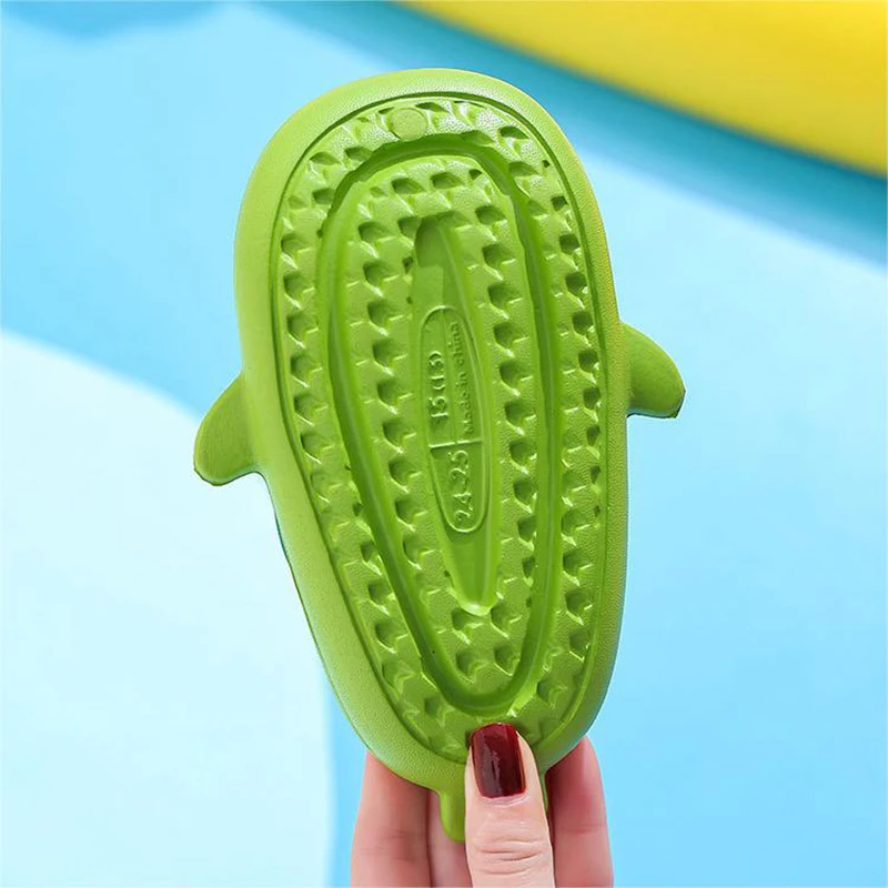 Cute Cartoon Megalodon Shark Slippers Waterproof Anti-slip Garden Shoes Boys And Girls Outdoor Casual Beach Sandals For Kids