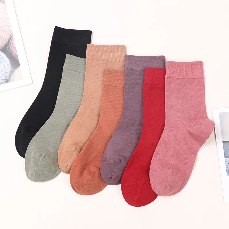 

DONG AI Hot Colorful Women's Knee High Socks Harajuku Rainbow Solid Hip Hop Cool Warm Fashion Crew Sock For Girl