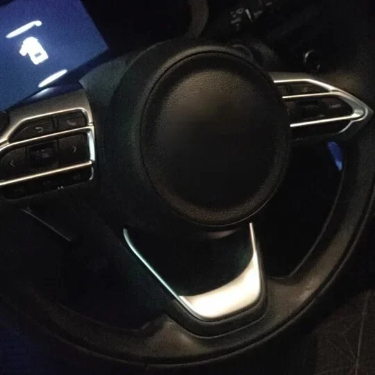 Matt Chrome Interior Steering Wheel Switch Trim Stylish For Toyota Yaris / Yaris Cross 2020 2021 2022 2023 2024 2025 Accessories