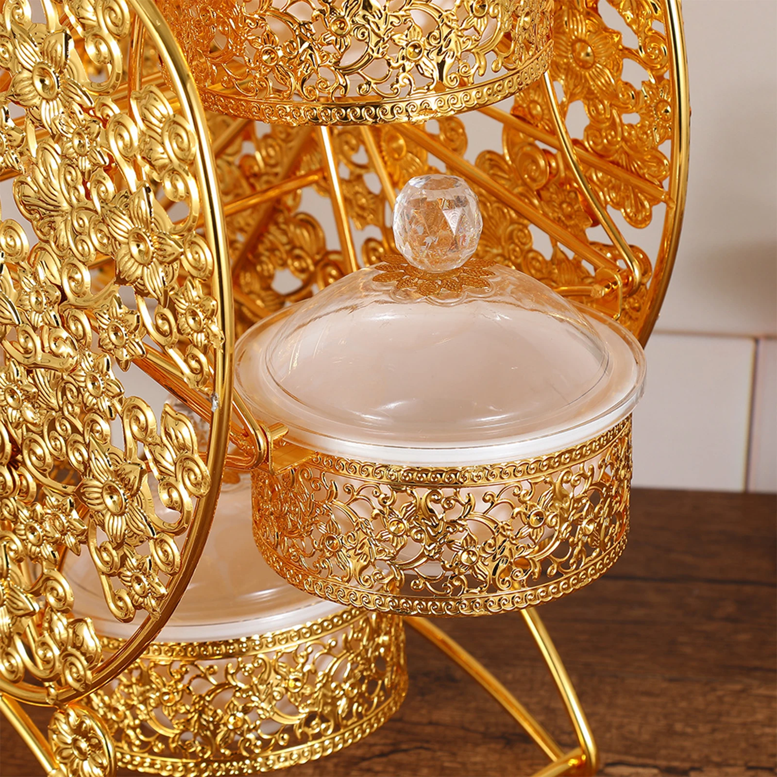

Exquisite windmill rotating pattern dried fruit box snack plate, metal moon shape, creative living room fruit plate