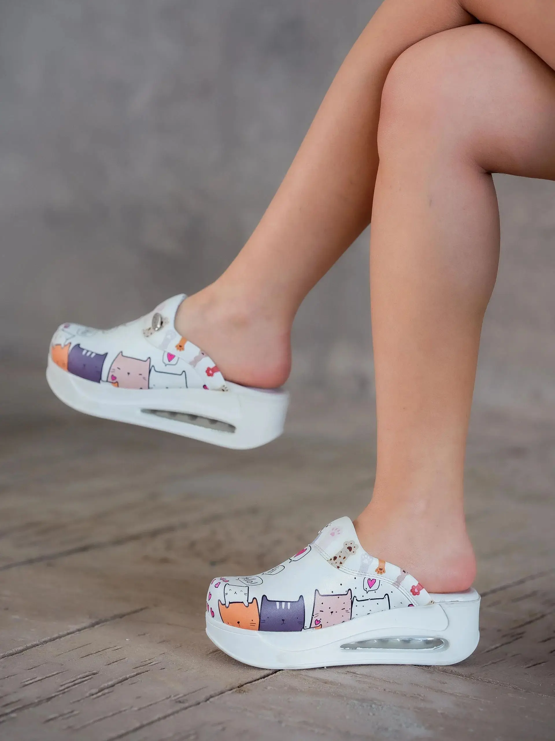 For Woman 2024 Summer Orthopedic Sabo Slippers Nursing Leather Clogs Chef Swagger Based Handmade Doctor Nurse Hospital