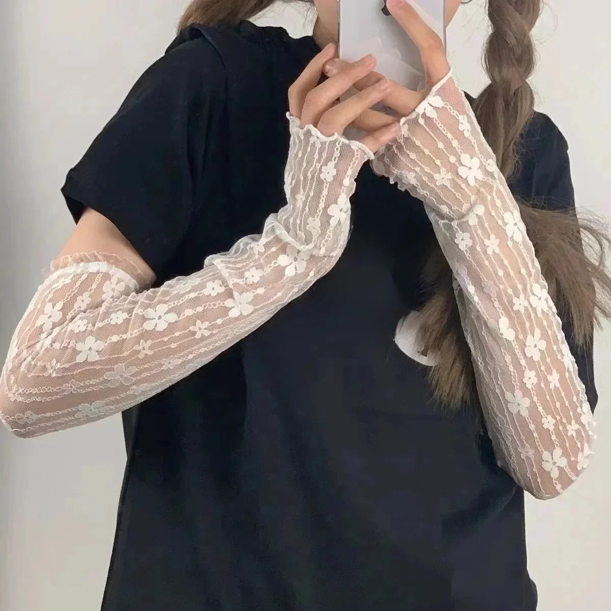 AliExpress NONE 1Pair Women Lace Hollow-Out Fingerless Gloves Mesh Breathable Sun Protection Sleeves Summer Driving Cycling Thin Sleeve Mittens