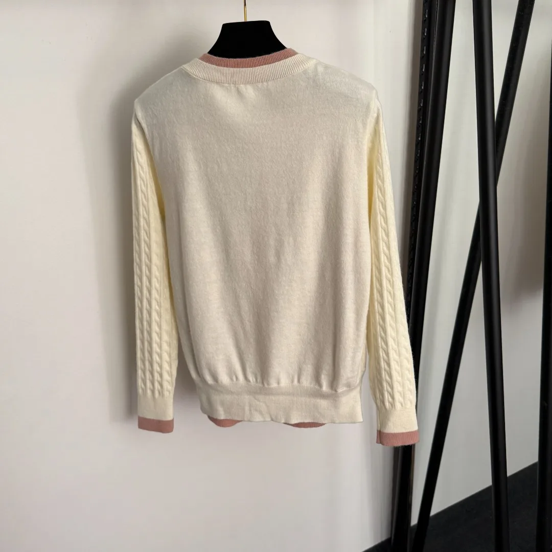 

2025 early autumn new loose high-end custom women's clothing Clothing fake two-piece stitching round neck long-sleeved knitted c