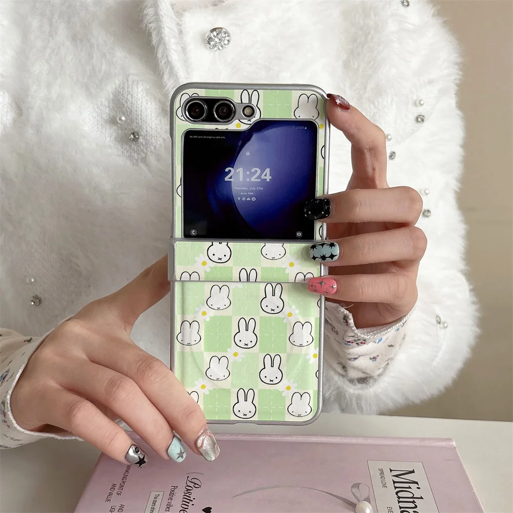 Cute cartoon Miffy Rabbit plaid sunflower suitable for Samsung Galaxy Z Flip 7/6/5/4 Flip 5 Flip 6 Flip 4 Fro magnetic protectiv