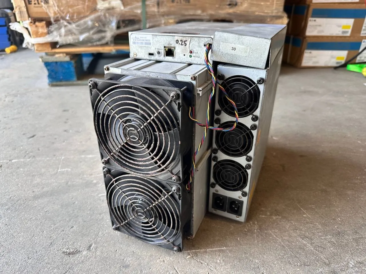 

AJ BUY NOW BUY 10 GET 4 FREE BITMAIN Antminer S19 XP 141TH/S Bitcoin ASIC Miner(21.5J/T, 220V, 3032W, SHA256