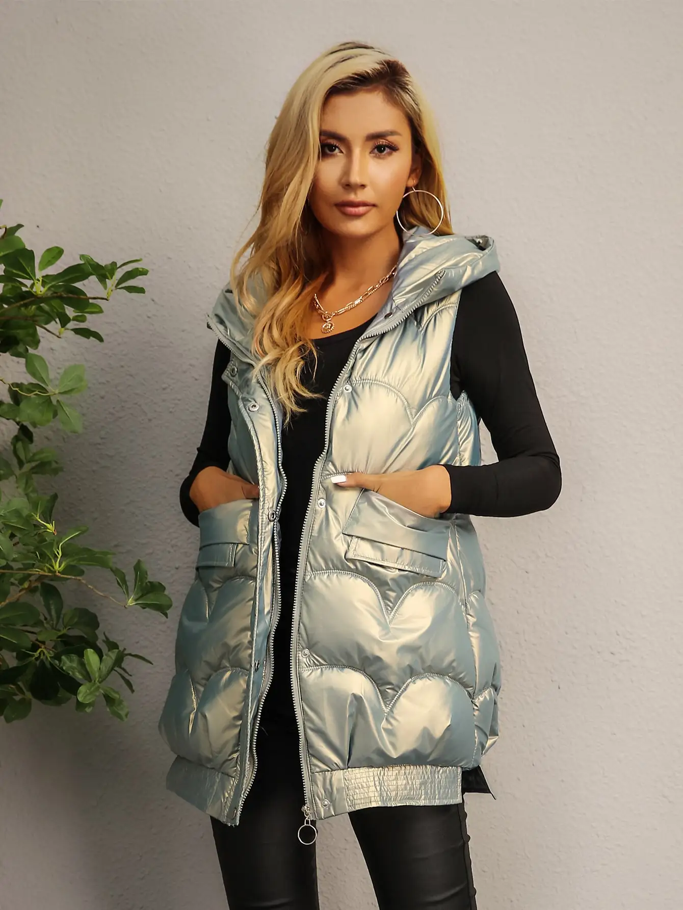 2023 Fashion Autumn And Winter Sleeveless Patent Hooded Front Zipper  Button Details Solid Puffer Coat Outdoor Warm Clothing