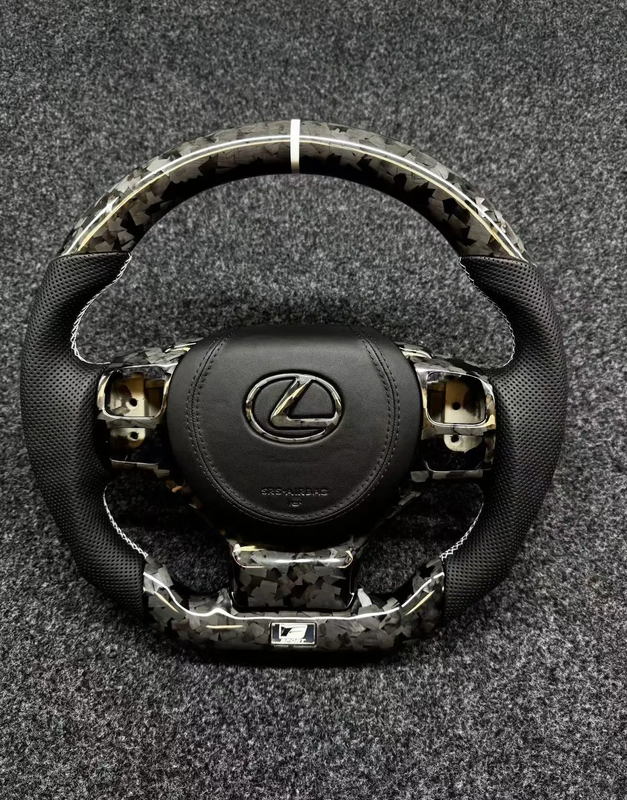 

Подходит для модификации рулевого колеса из кованого углеродного волокна Lexus F, спортивной модели