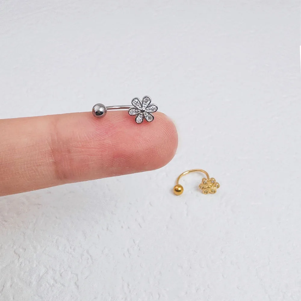 Women's Simple Flower-Shaped Nose Ring, 14K Gold Plated