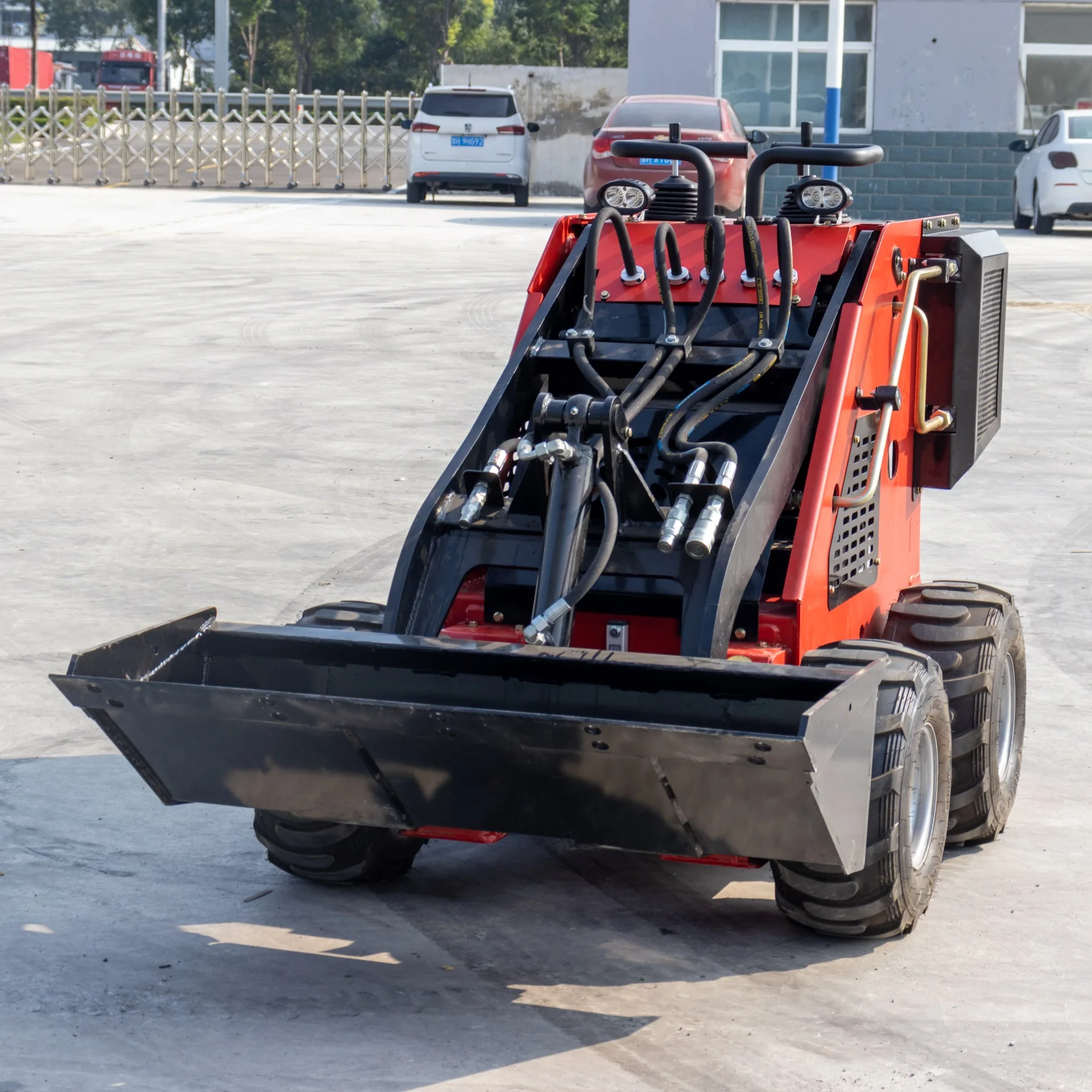 Mini Skid Steer Diesel Loader Cheap 1000kg Wheel Loader Mini EPA Engine Compact Skid Steer Loader