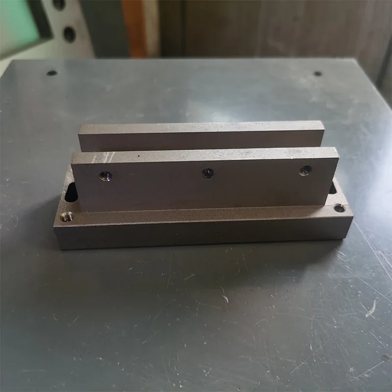 Uchwyt na pręt kwarcowy ACF Ekran LCD Pulse Hot Press 120mm * 40mm * 40mm fabrycznie nowy oryginał — zdjęcie 2