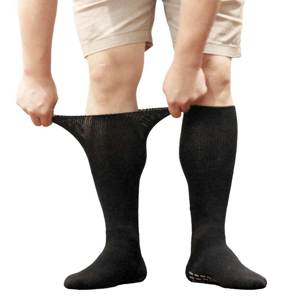 2Pairs Comfortable Extra Wide Diabetic Socks: Non-Slip Solution for Swollen Feet & More - Perfect for Women and Men with Edema