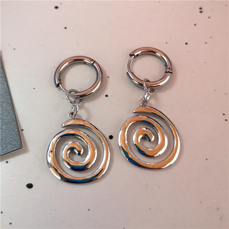 Y2K Punk Sicherheitsnadel Zahn-Stern-Herz-Spiral-Charm Creolen-Set Silberfarbene Ohrringe für Frauen E-Girl Grunge Ästhetik