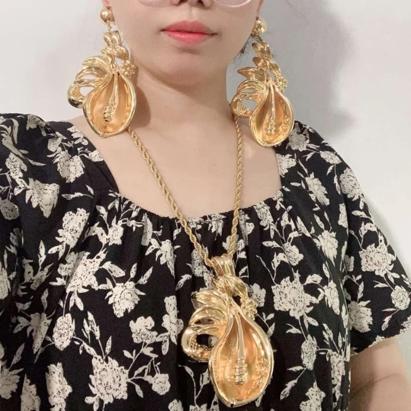 Yulaili Oversize Leaf Flower Jewelry Set Gold Plated Alloy Nigerian Dubai Wedding Party Necklace Earrings