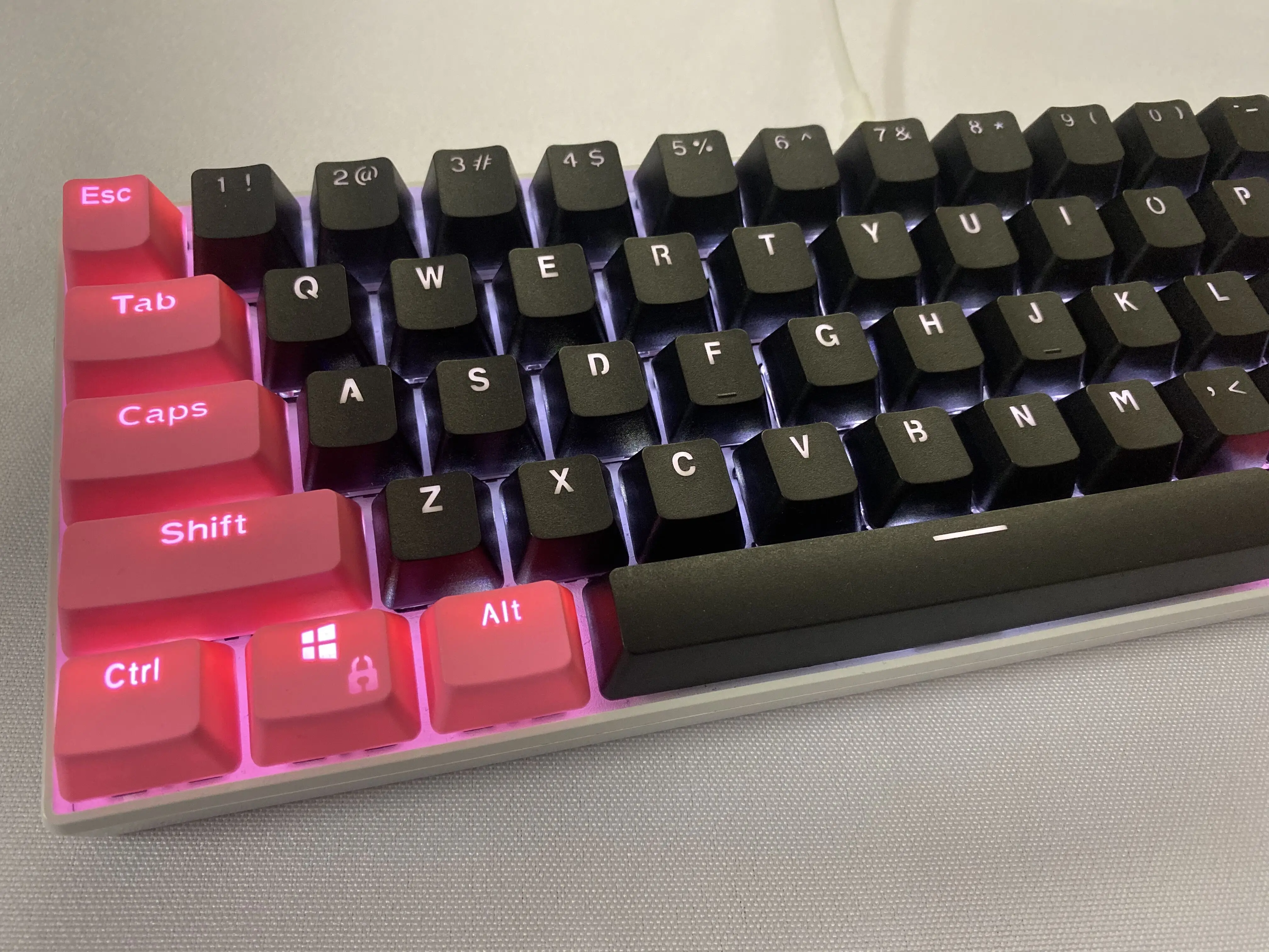 Pink Black RK 61 Keycaps PBT Material OEM Highly Keycaps, Backlit Two-Color Mechanical Keyboard Keycaps (Keycaps Only Sold)