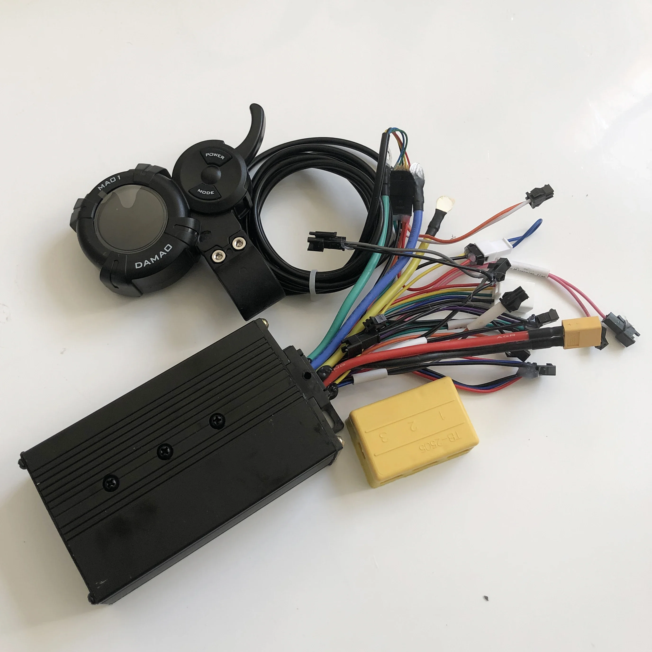 AliExpress Lazy Sine Wave 36V48v60v72v Power 500w 800w 1000w 1500w1600w2000w 3000w3500w Ebike Motor Controller 45A 50A With Colorful LCD Display