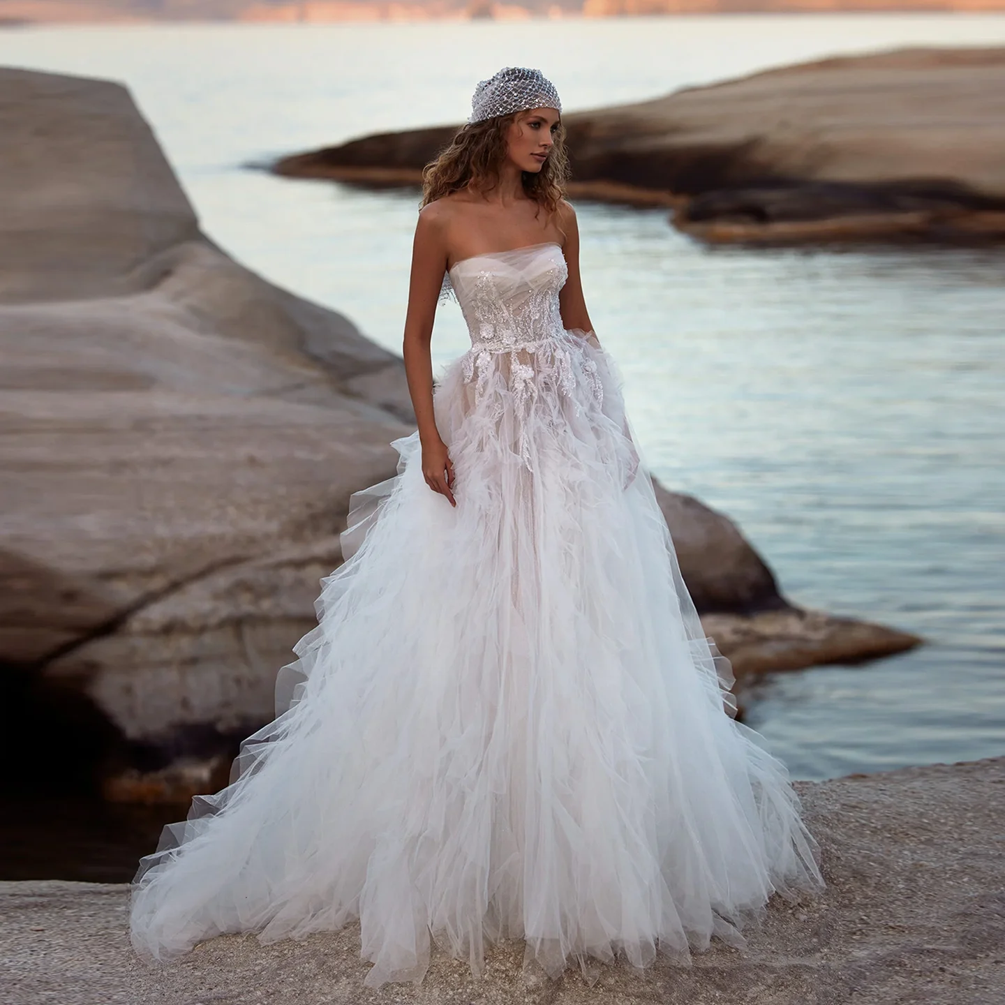 

Sharon Said 2025 Bohemia Strapless A-line White Tulle Wedding Dress Simple Corset Court Train Bridal Gowns SW449 Customized