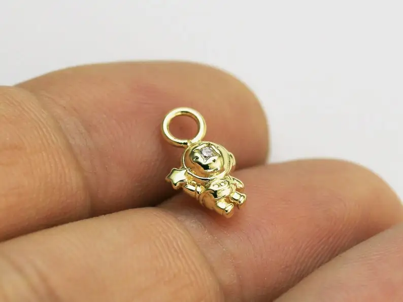 

6pcs Dainty Gold Astronaut Charm, Earring Charms Detachable, Real Gold plated, 13.4x7.5mm, Interchangeable Jewelry Charms G1014