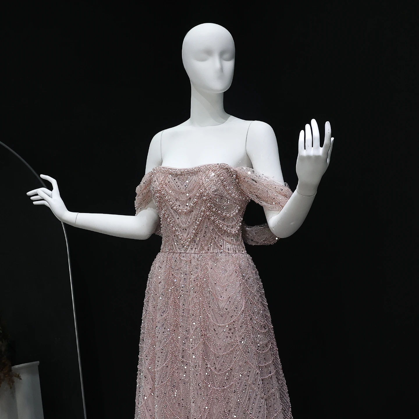 Sharon Said Luxuriöses Arabisches Perlenbesetztes Nude-Abendkleid für Dubai-Hochzeit, Schulterfrei, Übergröße, Formelle Partykleider SS676 Maßanfertigung – Detail 15