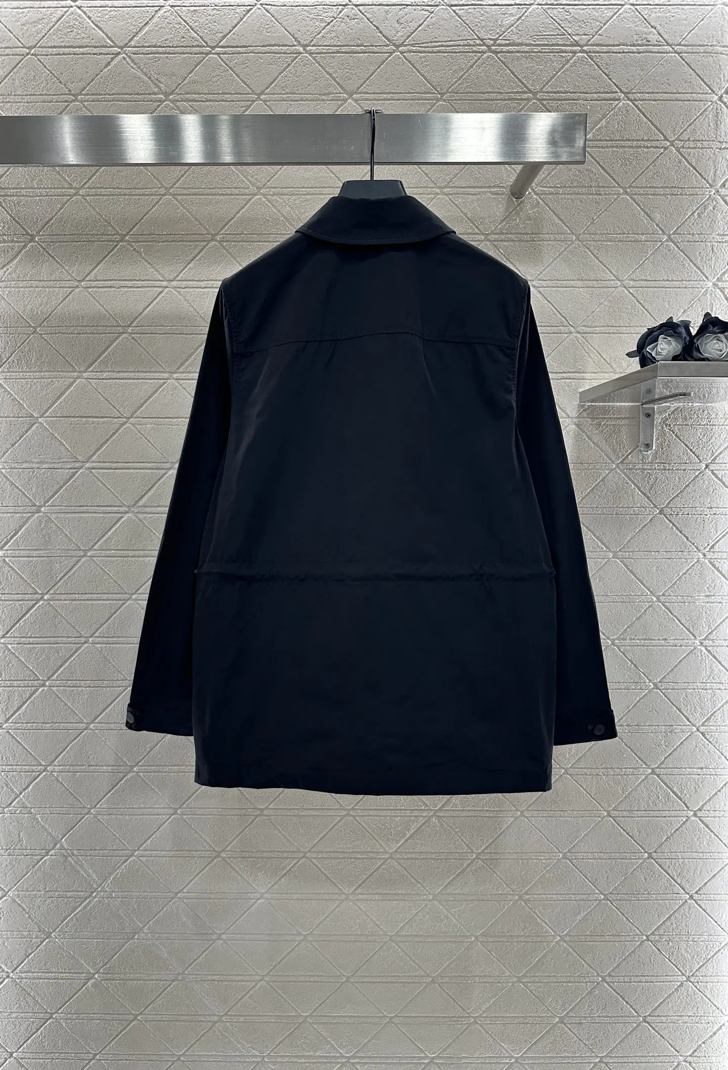

2025 Spring /Autumn New Collar Drawstring Windbreaker Coat Made of Wool Material with Zipper Medium length 396