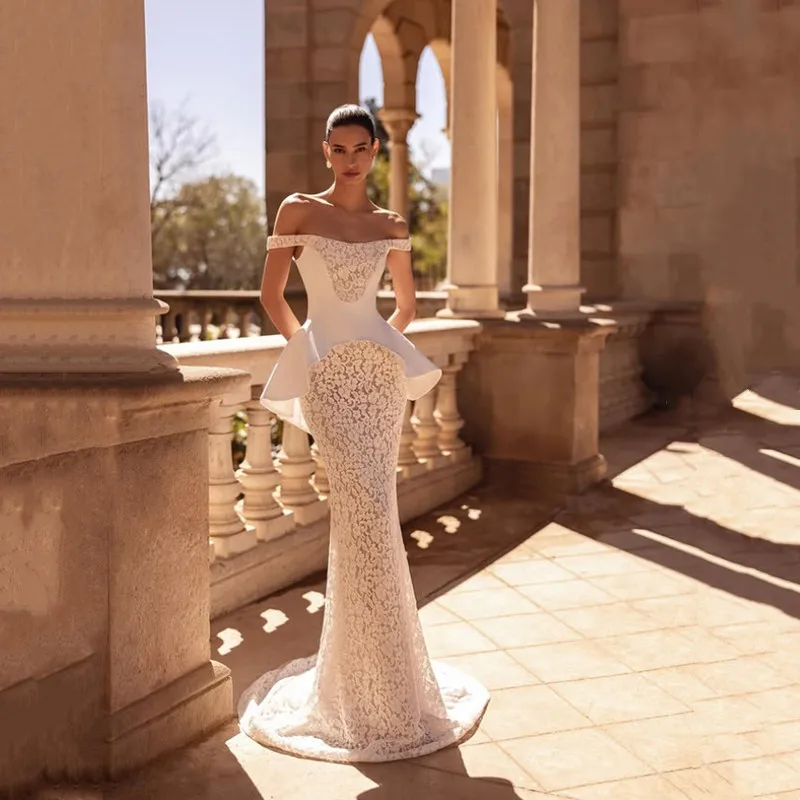 

Elegant Mermaid Lace Wedding Dress Boho Of The Shoulder Strapless Sexy Open Back with Lace-up Court Train Bridal Gown Customized