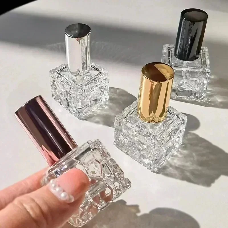 Flcopropriété de sexuellement en Verre Transparent, Flcopropriété d'Huile Essentielle Cosmétique, Atomiseur à Brume Fine, Vaporisateur Carré, AfricEveryday, HI, 10ml