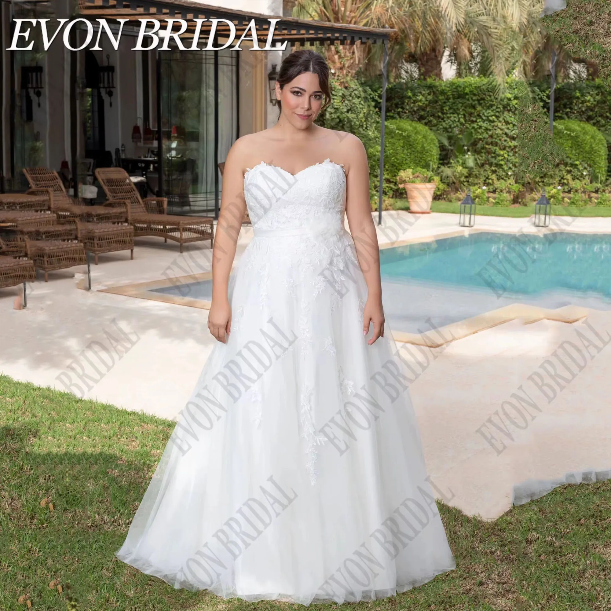 

Strapless Lace Wedding Dress Plus Size Woman Bride A-Line Bridal Gowns Boho Applique Robe De Mariée EVON BRIDAL Customized