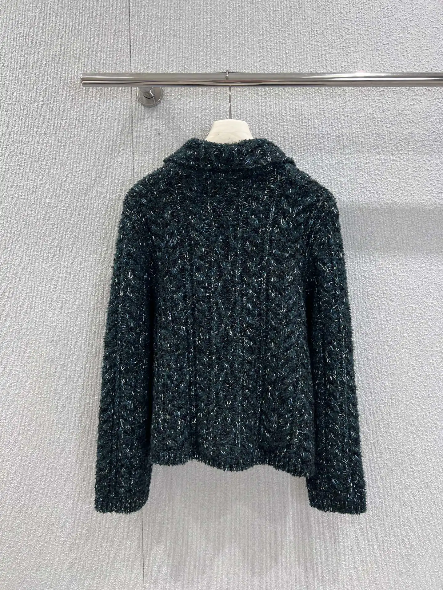 

Осенне-зимний новый утягивающий кардиган в ленивом стиле с круглым вырезом, темпераментный модный вязаный свитер в западном стиле для женщин 13